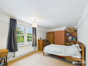 Bedroom- click for photo gallery